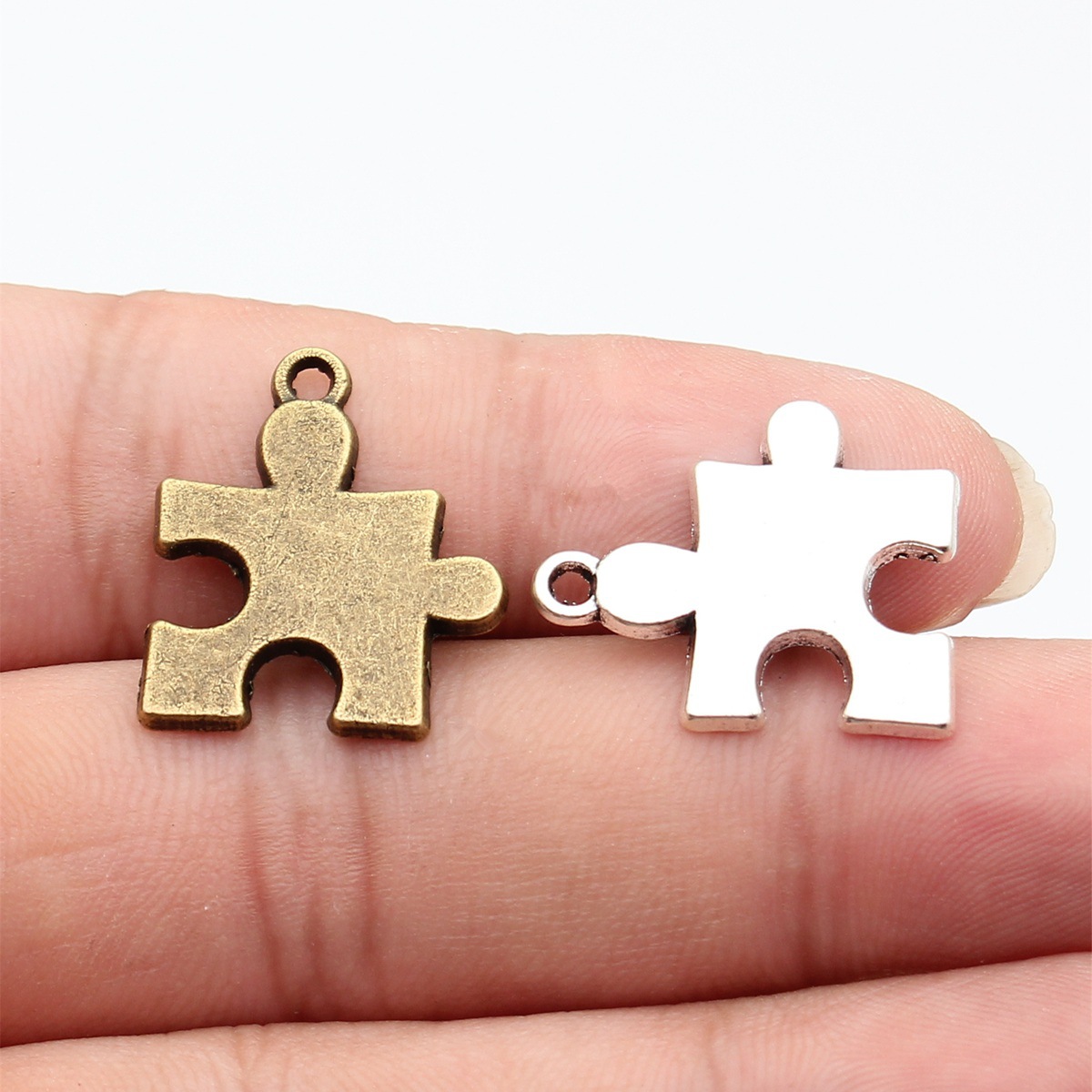Jewelry Making Game - WYSIWYG 10pcs 23x20mm 2 Colors Antique