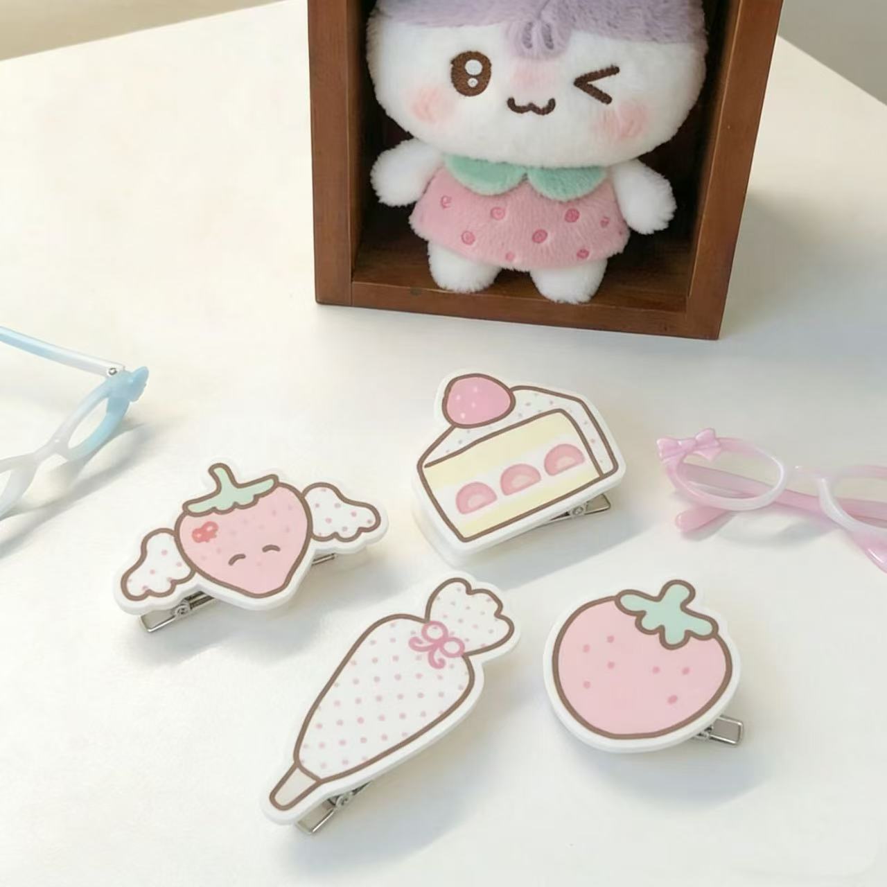 INS Strawberry Cake Hair Clip  - Jewelry Making For Kids 评论和价格